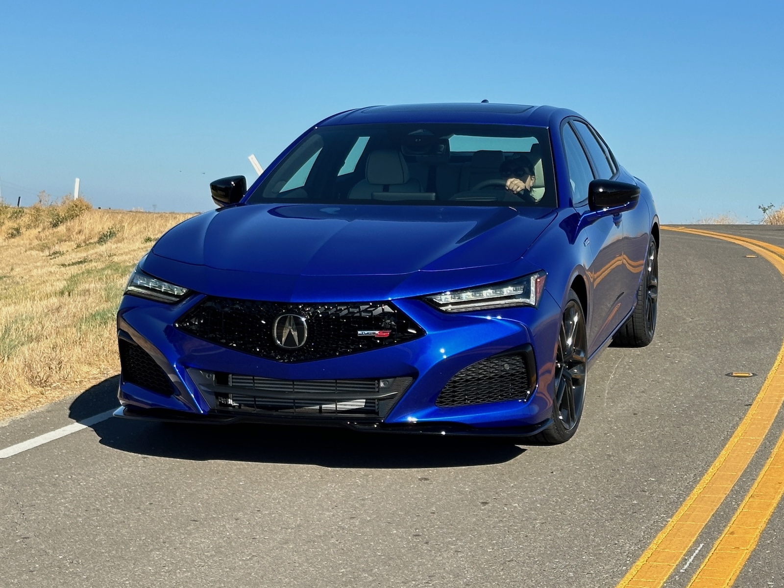 بررسی کامل و جامع Acura TLX 2025