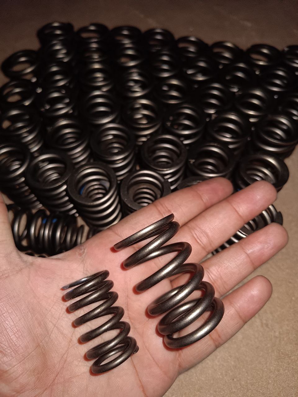 فنر سوپاپ دوبل XU7 | قلب تپنده موتور شما تا 8000 دور!